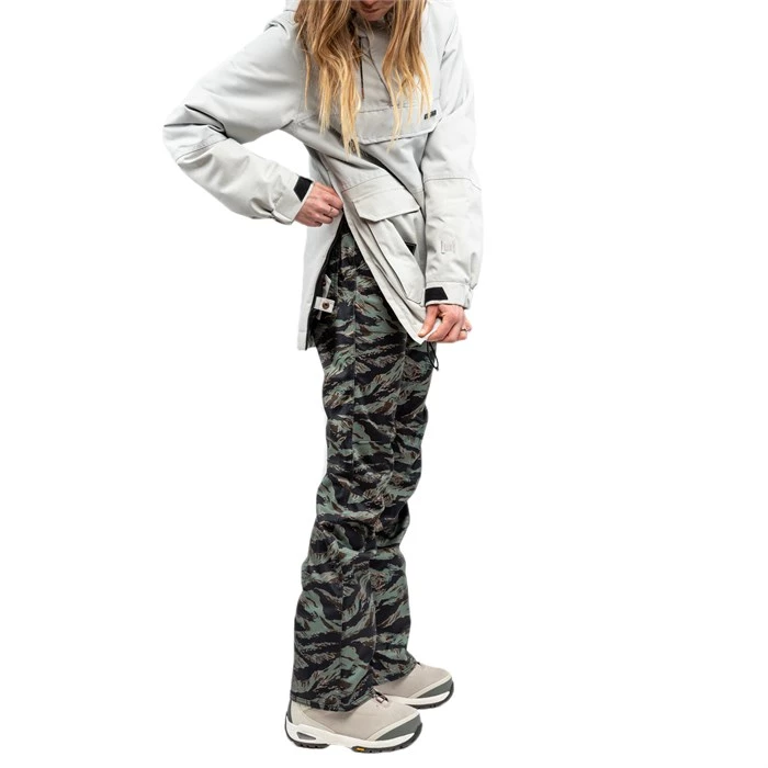 L1 Loretta Overall Bibs - Women's 4 L1 Loretta Overall Bibs - Women's - Image 2