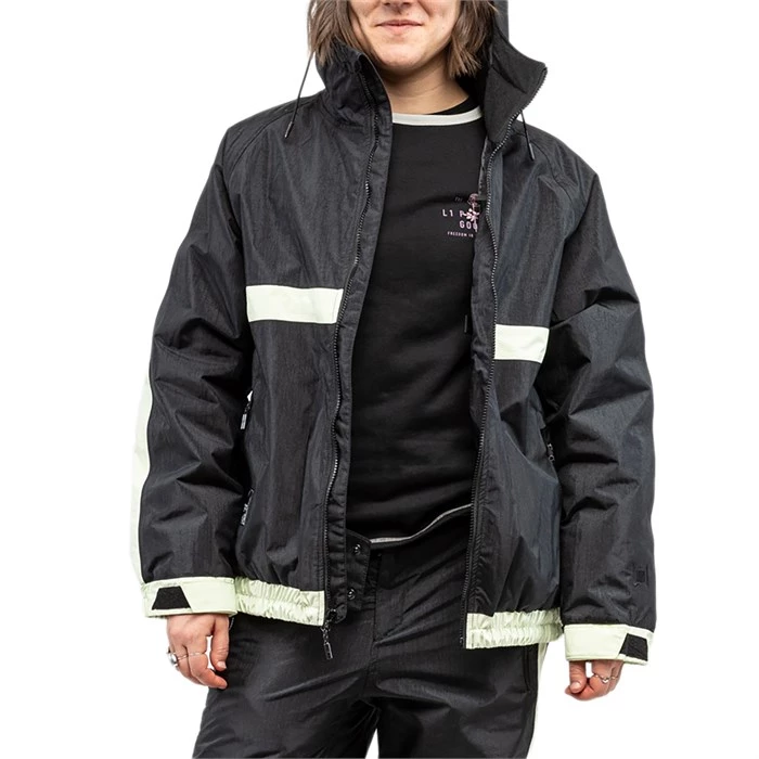 L1 Lovecat Jacket - Women's 4 L1 Lovecat Jacket - Women's - Image 2